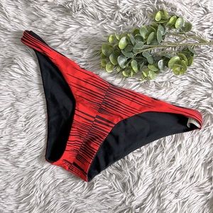 NWOT khong boon black and red pattern bikini bottom size s